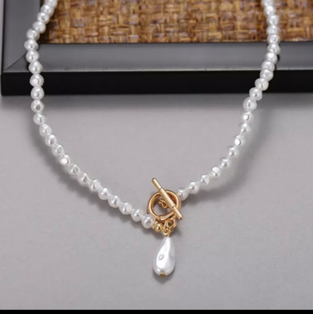 Freshwater Faux Pearl 18 in Necklace